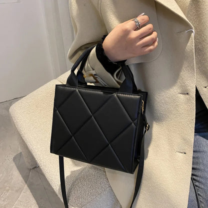 Fashion Plaid Crossbody Handbag - Large Capacity Shoulder Bag for Women